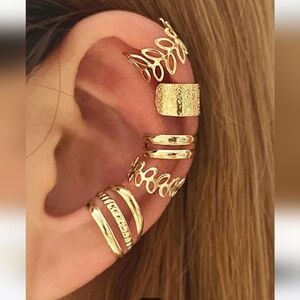✨3 FOR $28✨🆕️ SET OF 5 GOLD-TONE FILIGREE EAR CUFFS